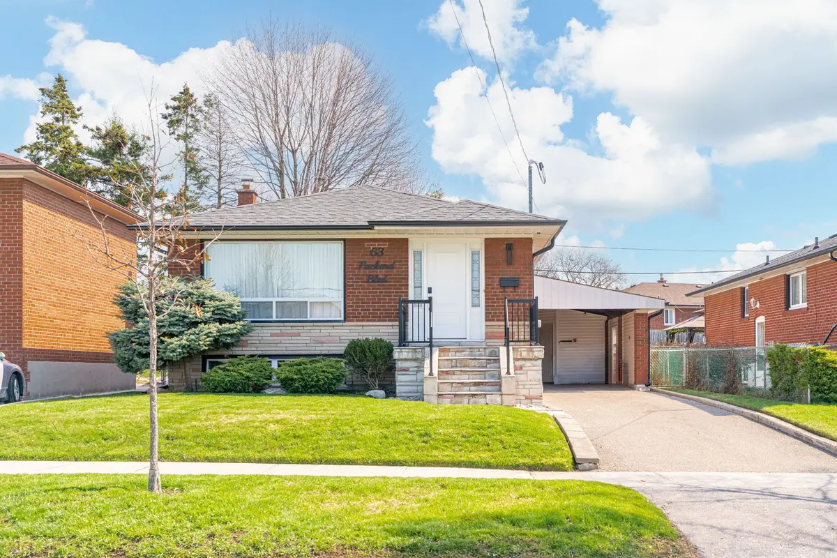 63 Packard BLVD, Toronto E09, ON M1P 4K6
