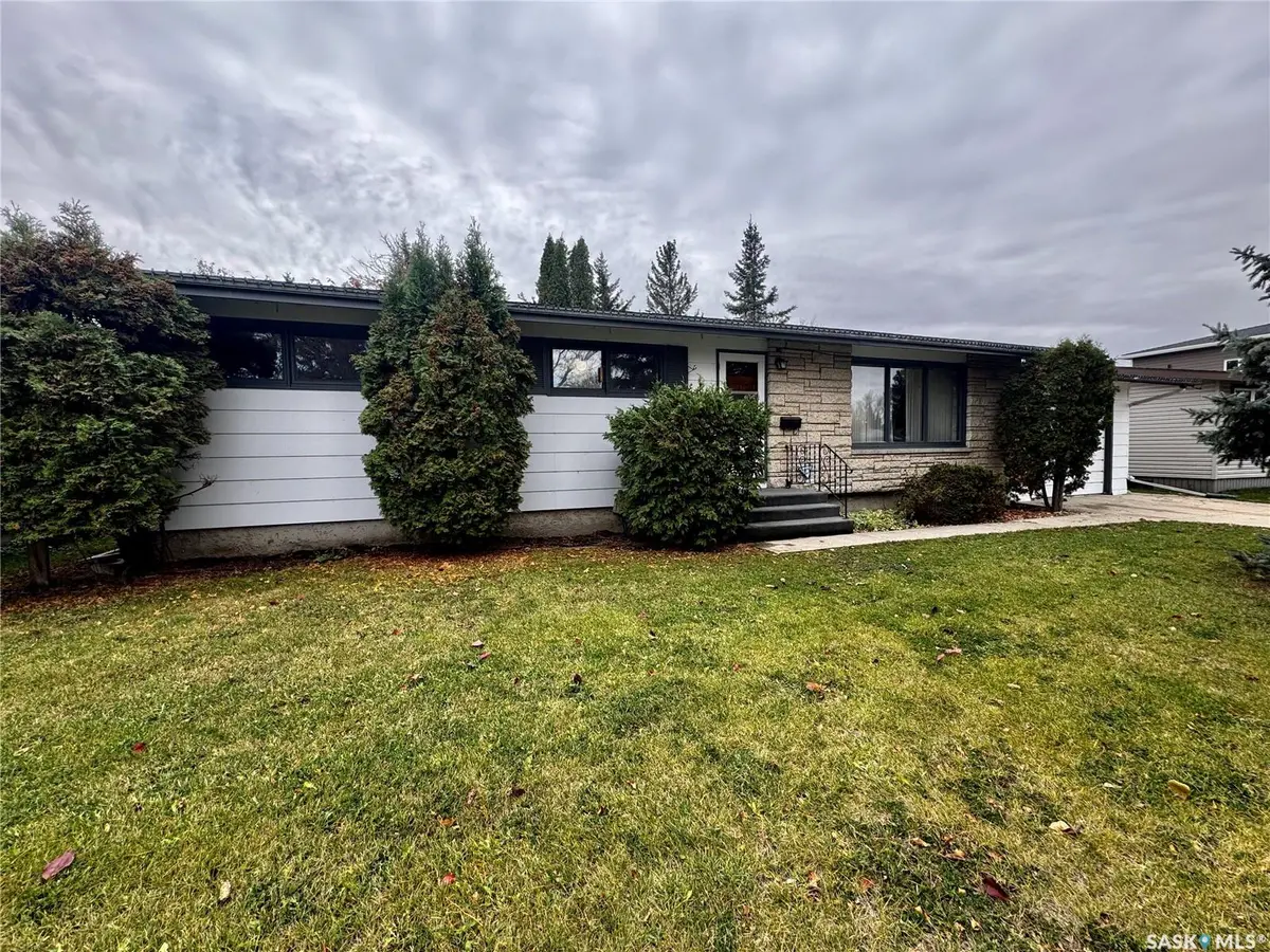 542 Parkview ROAD, Yorkton, SK S3N 2L7
