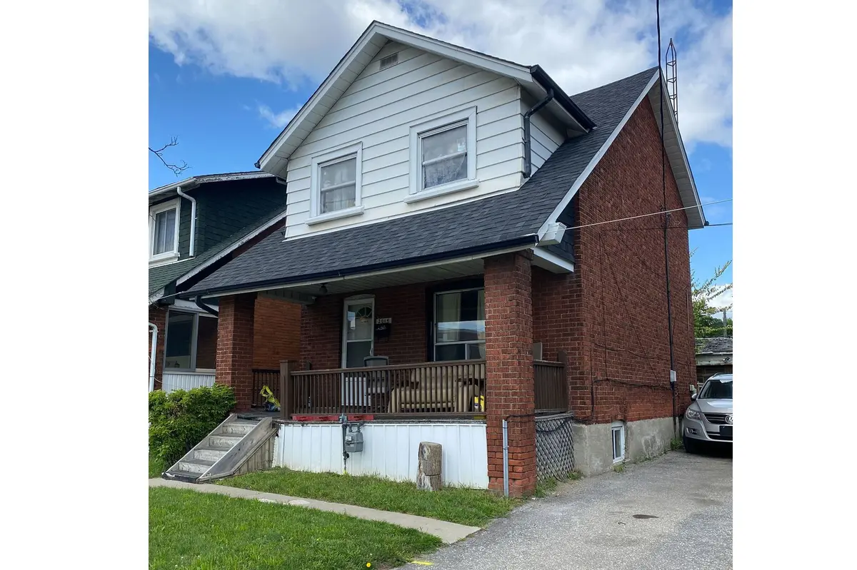 2014 Lawrence AVE W, Toronto W04, ON M9N 1H4