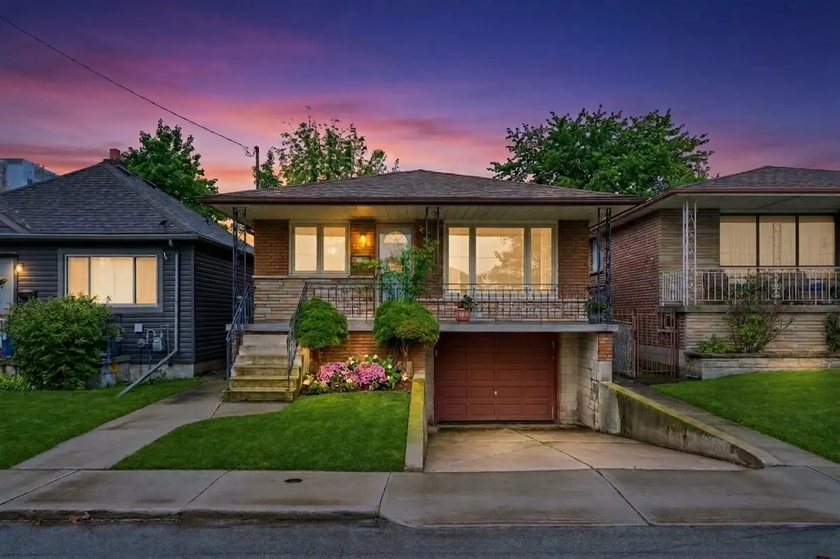 1894 Main ST E, Hamilton, ON L8H 1G5