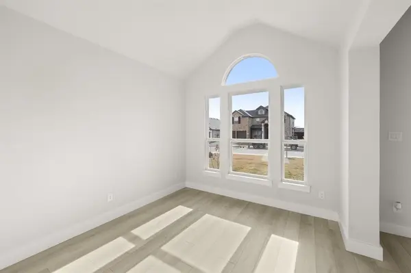 3703 Ironwood Street, Midlothian, TX 76065