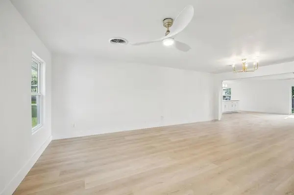 12226 Hoblitzelle Drive, Dallas, TX 75243