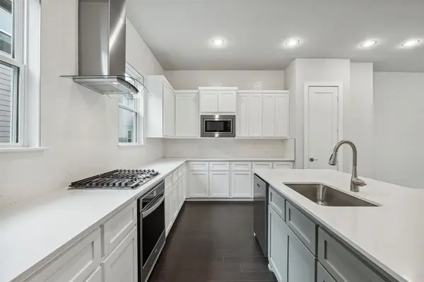 2628 Carmelita Street, Dallas, TX 75212