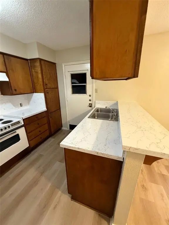 1118 N Nolan River Road #A, Cleburne, TX 76033