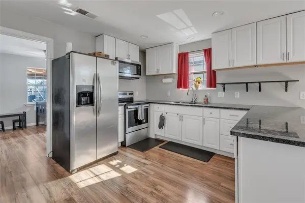 1315 Stewart Street, Fort Worth, TX 76104