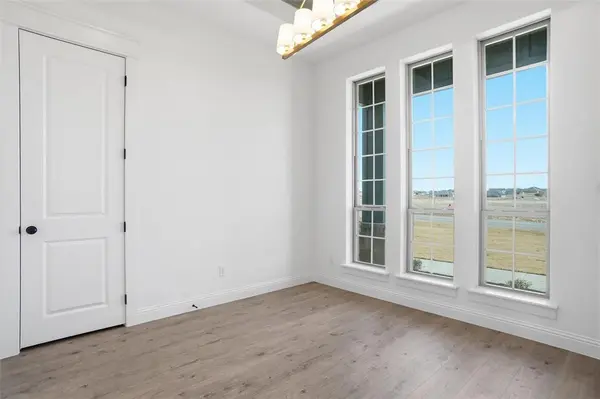 6921 Eagle Creek Drive, Godley, TX 76044