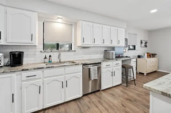 11186 Lakeside Lane, Mabank, TX 75156