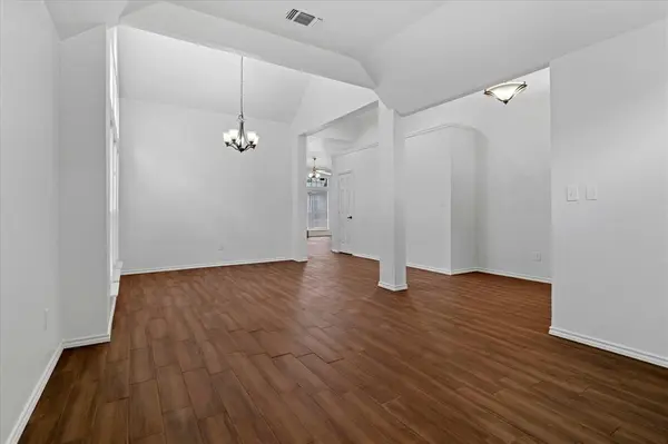 8402 Falconet Circle, Mckinney, TX 75072