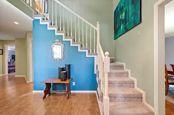 2621 Sedgeway Lane, Carrollton, TX 75006