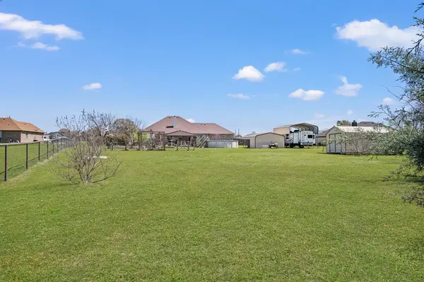 169 Savannah Drive, Weatherford, TX 76087