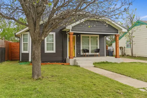 1212 Woodland Avenue, Fort Worth, TX 76110