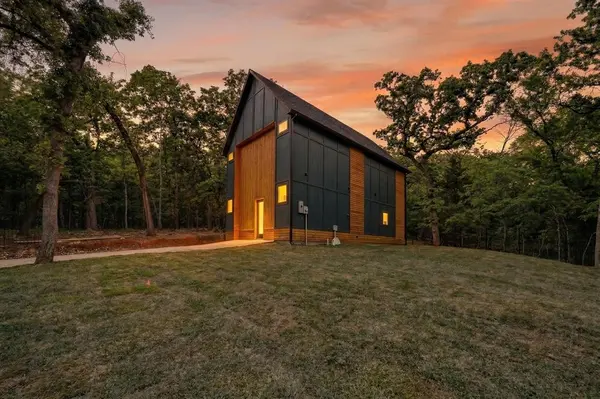 116 Carolyn Road, Mabank, TX 75156