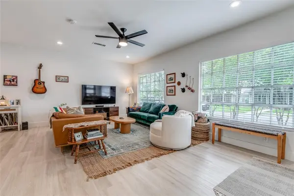 5400 Worth Street, Dallas, TX 75214