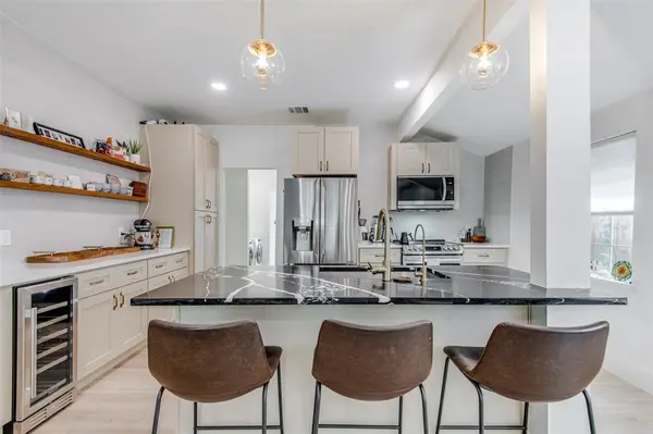 5400 Worth Street, Dallas, TX 75214