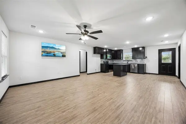 1008 Hereford Drive, Springtown, TX 76082