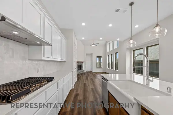 1653 Cornwall Avenue, Fort Worth, TX 76052