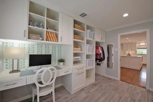 4054 Boca Bay Drive, Dallas, TX 75244