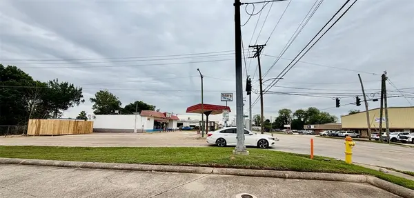 1266 Grimmett Drive, Shreveport, LA 71107