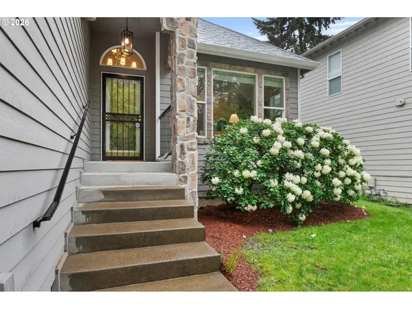 7632 SW RUBY TER, Portland, OR 97219