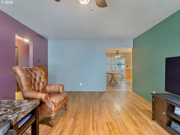 11261 SE 34TH AVE, Milwaukie, OR 97222