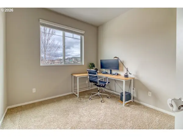 61593 SE LORENZO DR, Bend, OR 97702