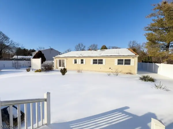 10 Liberty Ln, Franklin Twp., NJ 08873