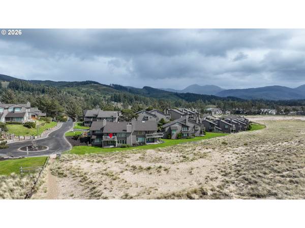 403 N BREAKERS POINT CT ##403, Cannon Beach, OR 97110