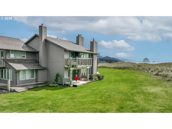 403 N BREAKERS POINT CT ##403, Cannon Beach, OR 97110