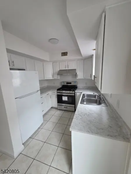235 Keen St #2, Paterson City, NJ 07524