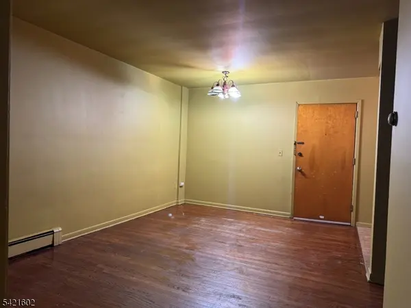 744-750 Hazard Pl #1C, Elizabeth City, NJ 07208