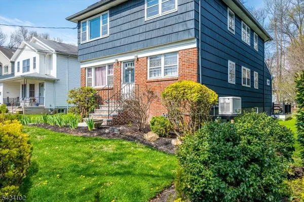 52 Johnson Ave, Cranford Twp., NJ 07016