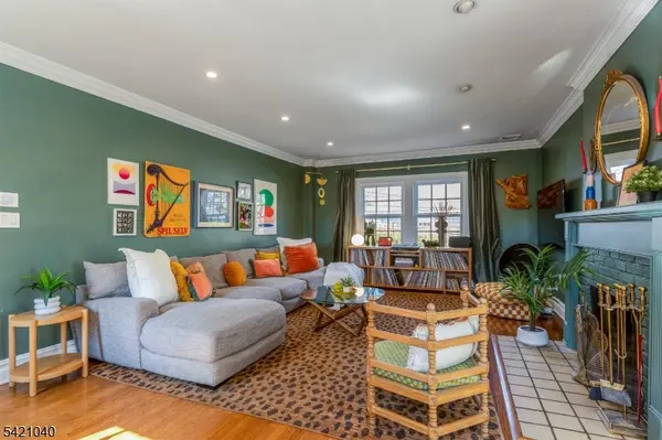 295 Western Dr South, South Orange Village Twp., NJ 07079