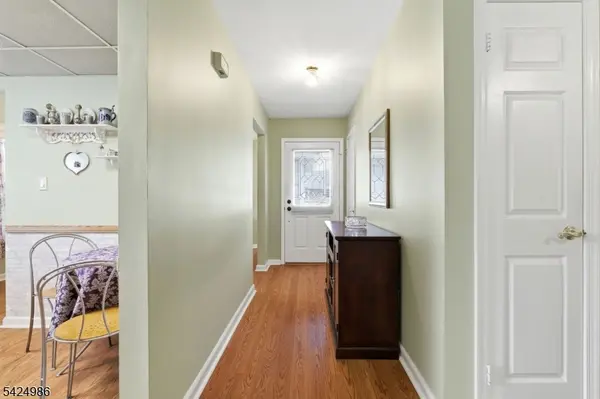 363 Cotswold Pl, Franklin Twp., NJ 08873