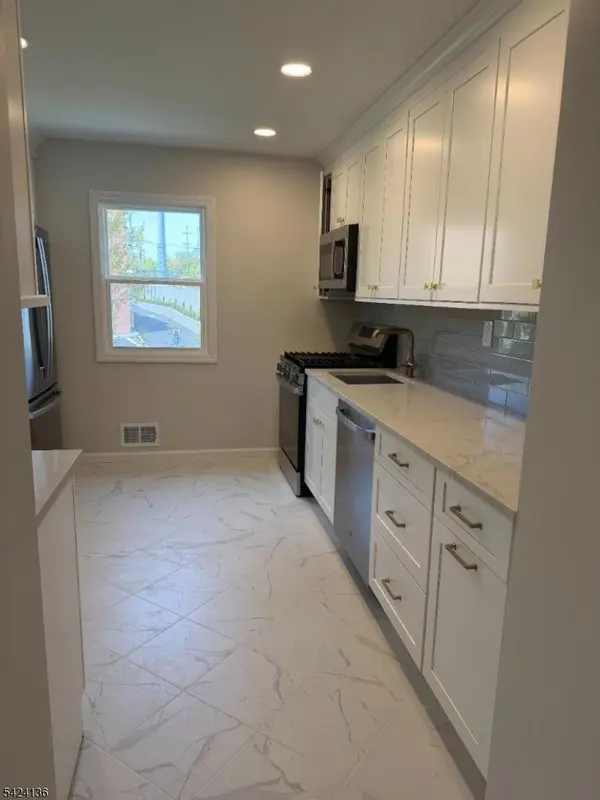 47 La Grande Ave, Fanwood Boro, NJ 07023