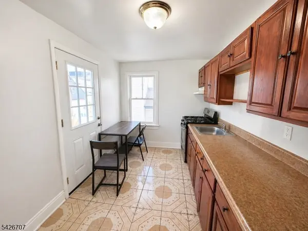 119 N 11Th St #2, Newark City, NJ 07107