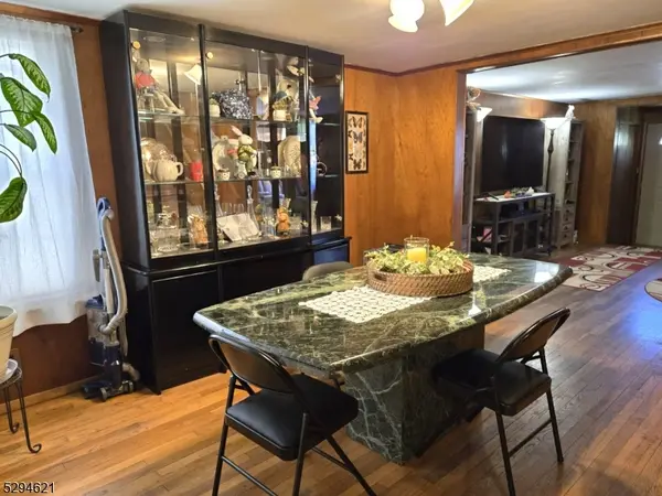 8 Forest Rd, Mount Olive Twp., NJ 07828