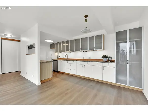 1313 LINCOLN ST #508, Eugene, OR 97401