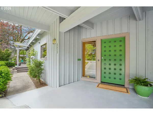 6639 SE YAMHILL CT, Portland, OR 97215