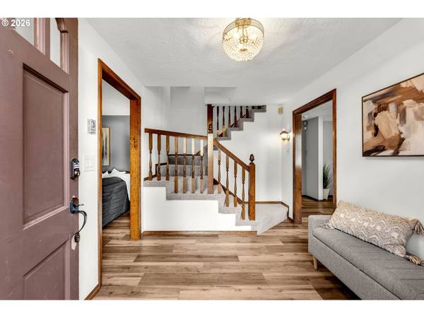 8900 NE 115TH AVE, Vancouver, WA 98662