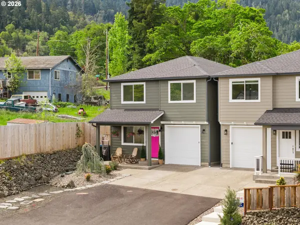 1552 W THYME DR, Roseburg, OR 97471