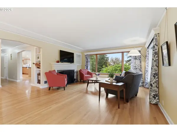 3015 SW WESTWOOD DR, Portland, OR 97225