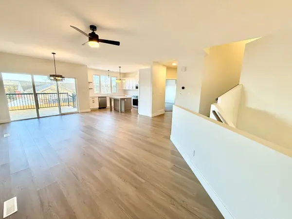 128 TRESTLE PL, Hinton, AB T7V0B8