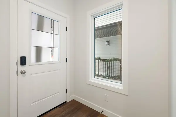 136 Southbow Village WAY, Cochrane, AB T4C 3J9