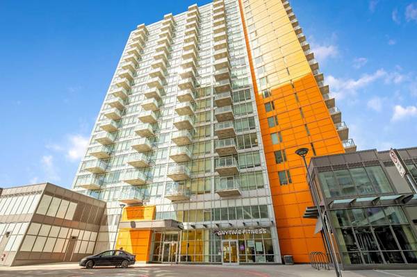 3830 Brentwood RD NW #402, Calgary, AB T2L 2T9