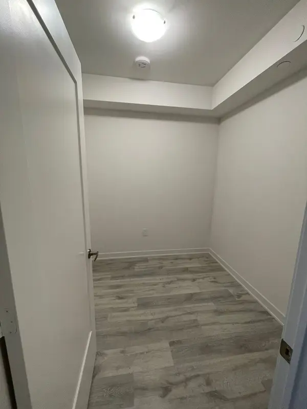 60 Princess ST #930 SE, Toronto C08, ON M5A 2C7