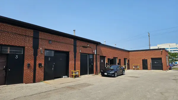 126 Sinnott RD #Unit 11, Toronto E04, ON M1L 4N2