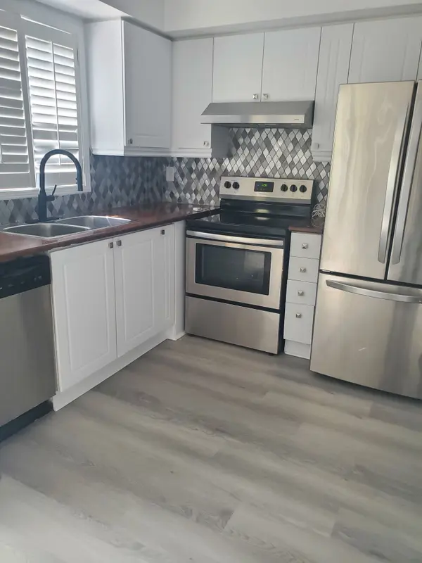 189 Galloway RD #27, Toronto E10, ON M1E 1X3