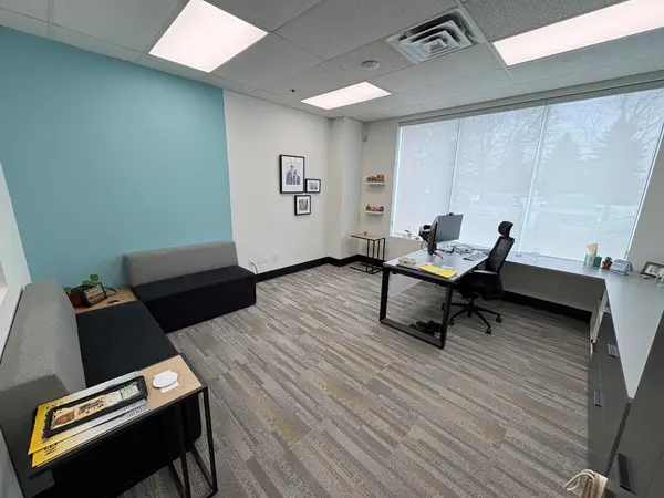 100 Harry Walker Pkwy, Newmarket, ON L3Y 7B2