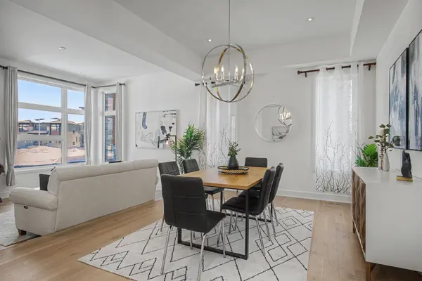 42 Limerick ST, Richmond Hill, ON L4E 3W9