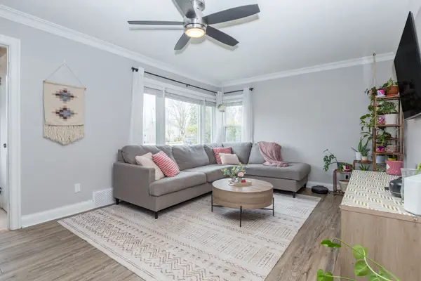 177 Duckworth ST, Barrie, ON L4M 3W6